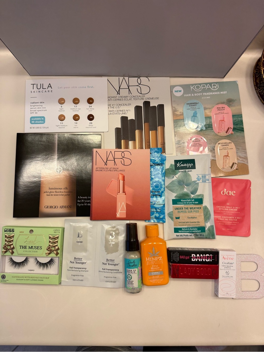 Beauty Sample Lot - Skincare & Makeup Mix